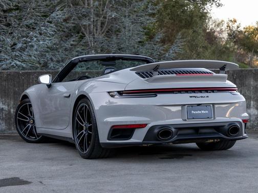 2021 Porsche 911 Turbo S