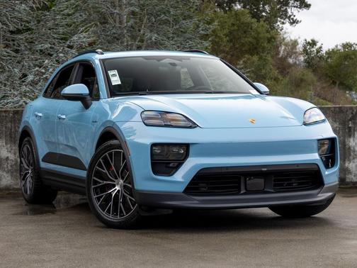 2025 Porsche Macan 4S