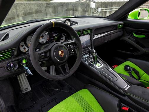 2019 Porsche 911 GT3 RS