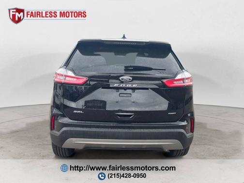 Agate Black Metallic 2022 Ford Edge SEL