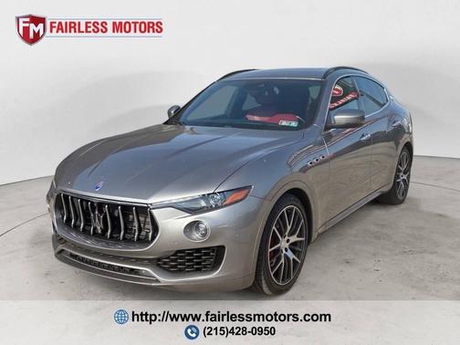 Grigio Metallic 2019 Maserati Levante S