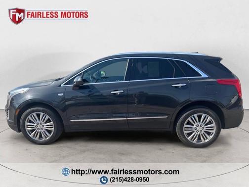 Manhattan Noir Metallic 2019 Cadillac XT5 Premium Luxury