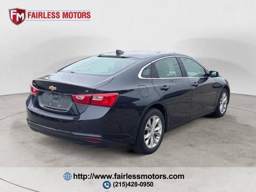 Dark Ash Metallic 2023 Chevrolet Malibu FWD 1LT