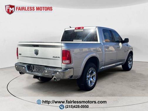 Bright Silver Metallic Clearcoat 2016 RAM 1500 Laramie