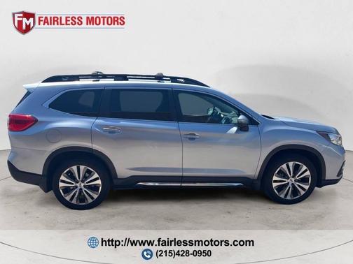 Ice Silver Metallic 2022 Subaru Ascent Limited 7-Passenger