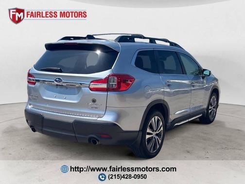 Ice Silver Metallic 2022 Subaru Ascent Limited 7-Passenger