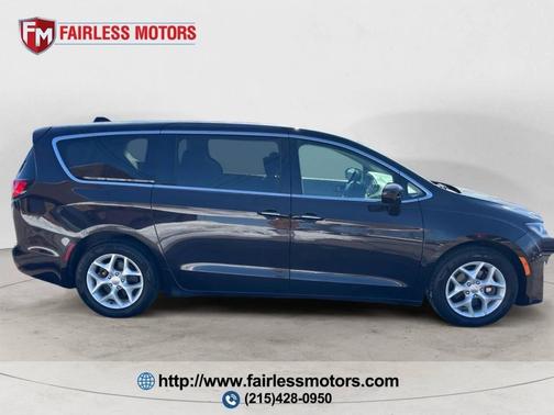 2018 Chrysler Pacifica Touring Plus