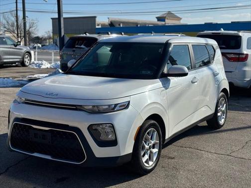 2022 Kia Soul LX