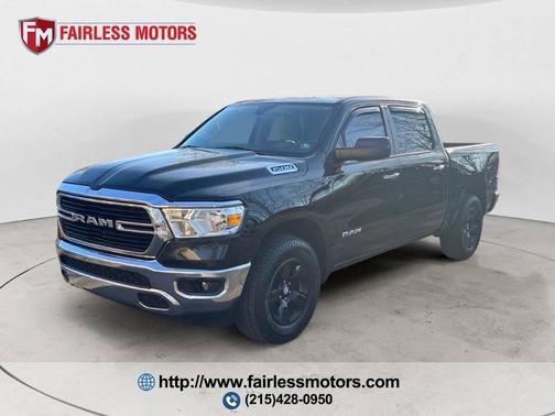 Diamond Black Crystal Pearlcoat 2019 RAM 1500 Big Horn