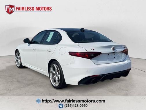 Alfa White 2019 Alfa Romeo Giulia Ti Sport