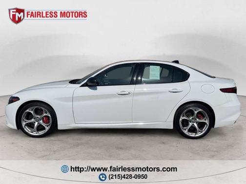 Alfa White 2019 Alfa Romeo Giulia Ti Sport