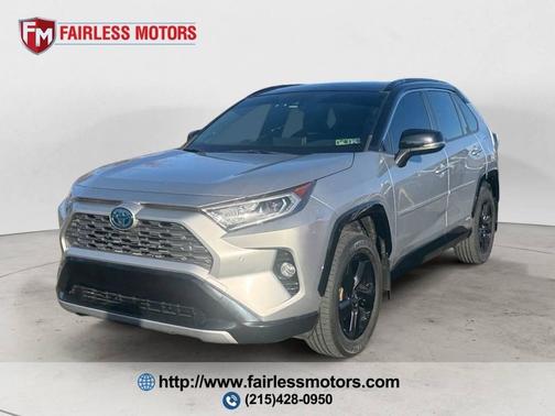 2020 Toyota RAV4 Hybrid SE