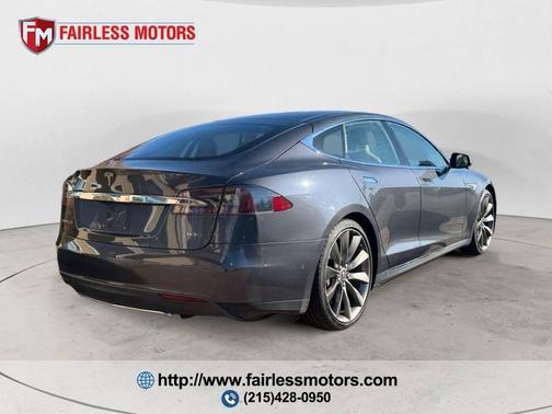 2016 Tesla Model S 70D