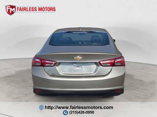 2022 Chevrolet Malibu FWD LT