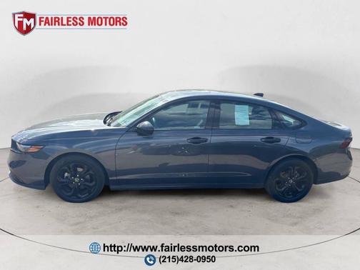Meteorite Gray Metallic 2025 Honda Accord SE