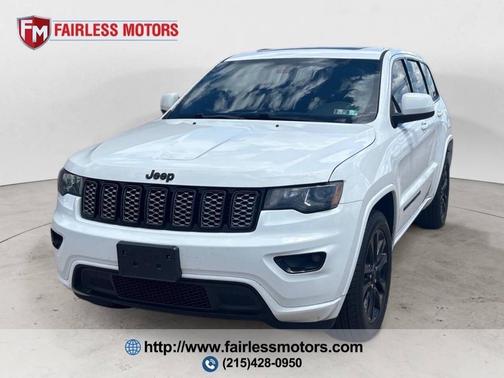 Bright White Clearcoat 2019 Jeep Grand Cherokee Altitude