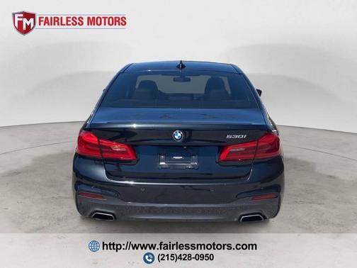 Black Sapphire Metallic 2017 BMW 530 xDrive