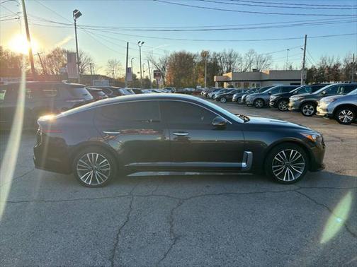 2019 Kia Stinger Base AWD 4dr Sedan