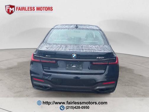Black Sapphire Metallic 2022 BMW 750 i xDrive