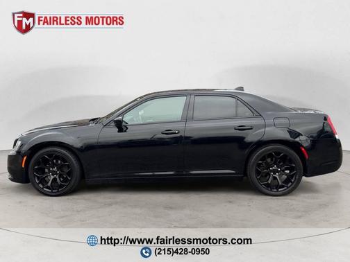 2019 Chrysler 300 S