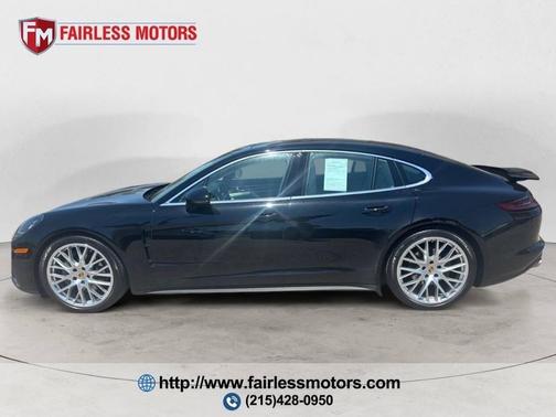 Black 2018 Porsche Panamera 4S