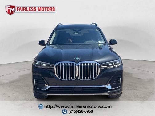 Black Sapphire Metallic 2022 BMW X7 xDrive40i