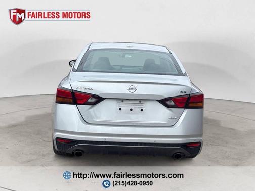 2022 Nissan Altima SR Intelligent AWD