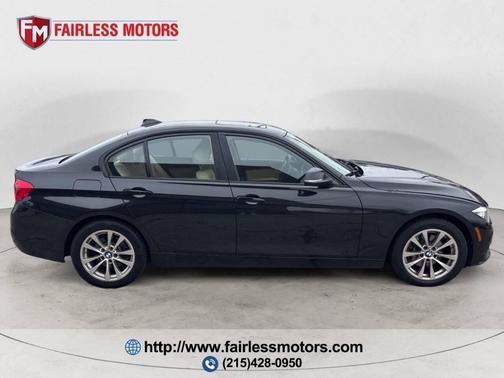 Black Sapphire Metallic 2017 BMW 320 i