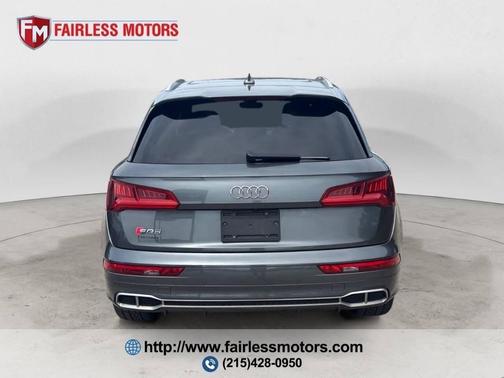 Daytona Gray Pearl Effect 2018 Audi SQ5 3.0T Premium Plus