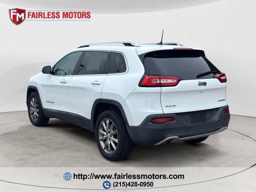 Bright White Clearcoat 2018 Jeep Cherokee Limited