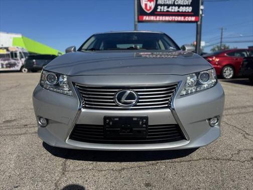 2015 Lexus ES 350 Crafted Line