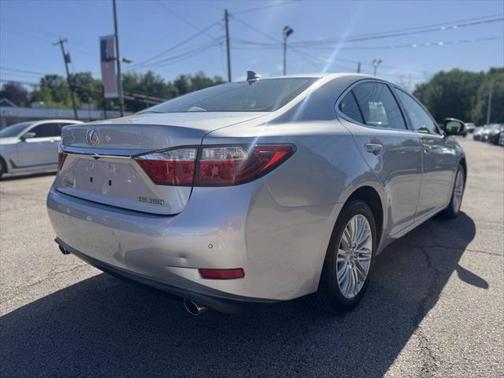 2015 Lexus ES 350 Crafted Line