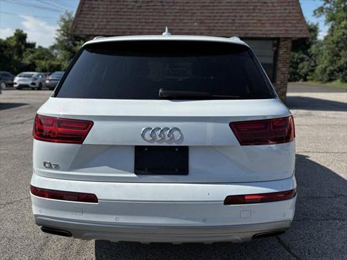 2019 Audi Q7 55 Premium Plus