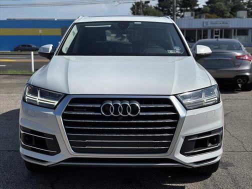 2019 Audi Q7 55 Premium Plus