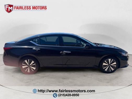Super Black 2020 Nissan Altima 2.5 SL
