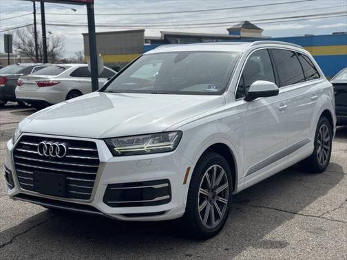 2019 Audi Q7 45 Premium Plus