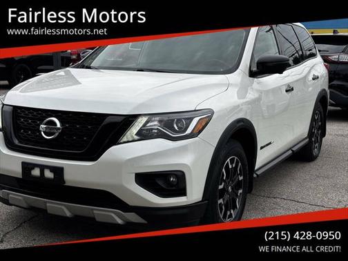 2019 Nissan Pathfinder SL
