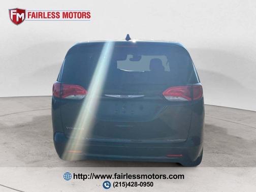 Black 2024 Chrysler Voyager LX