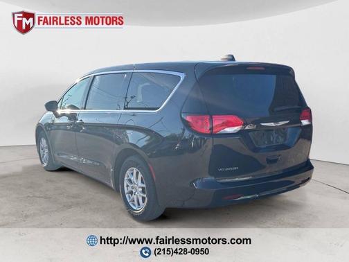 Black 2024 Chrysler Voyager LX