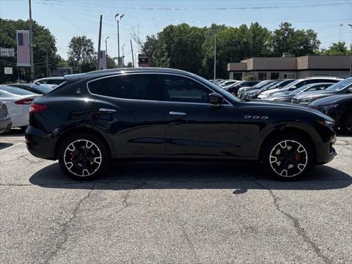 2017 Maserati Levante S