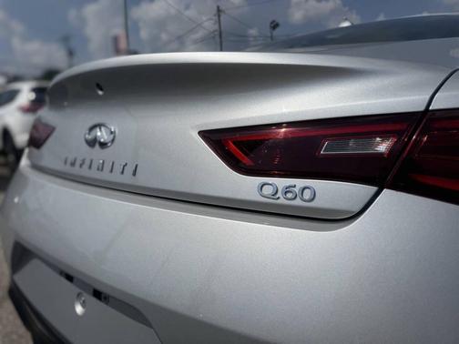 2019 INFINITI Q60 3.0T LUXE