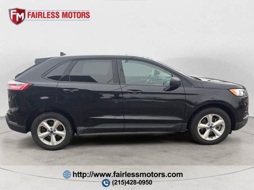 2022 Ford Edge SE
