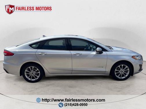 2019 Ford Fusion Hybrid SE