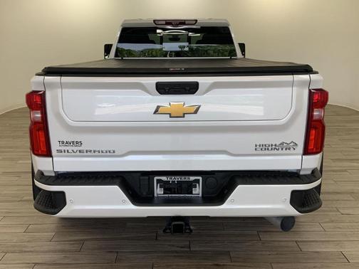 Summit White 2022 Chevrolet Silverado 3500 High Country
