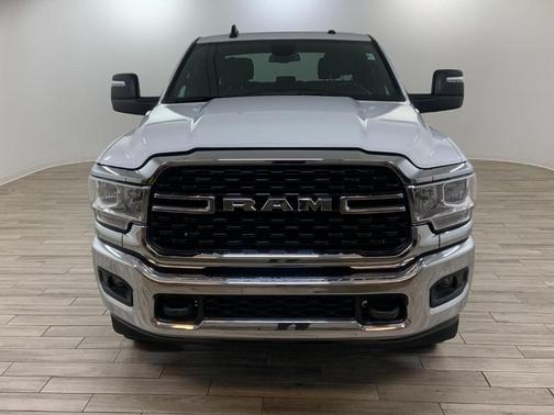 Bright White Clearcoat 2024 RAM 3500 Big Horn