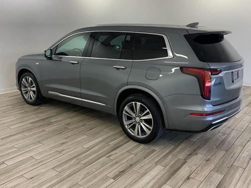 Satin Steel Metallic 2022 Cadillac XT6 Premium Luxury AWD