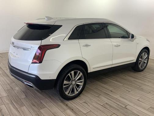 Crystal White Tri-Coat 2020 Cadillac XT5 Premium Luxury