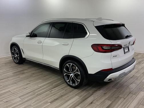 Alpine White 2023 BMW X5 xDrive40i