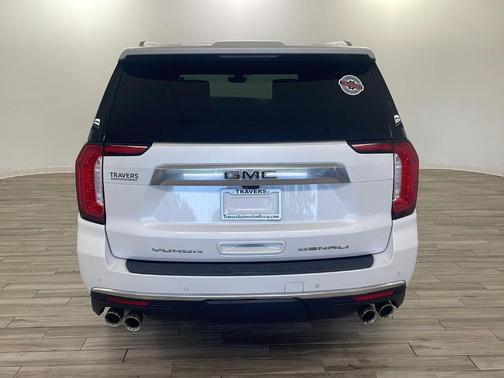 White Frost Tri-Coat 2021 GMC Yukon Denali