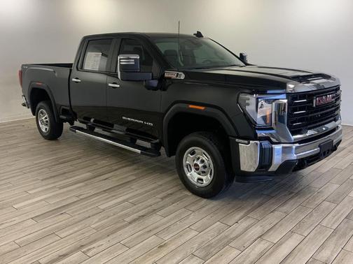 Onyx Black 2024 GMC Sierra 2500 Pro